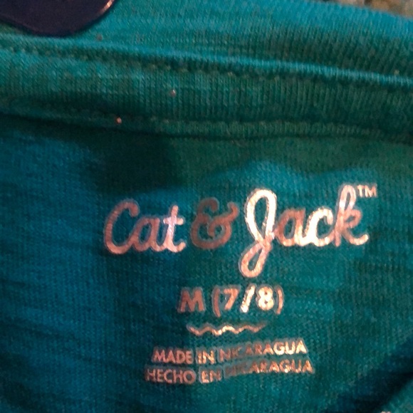 2 shirts - Picture 3 of 4